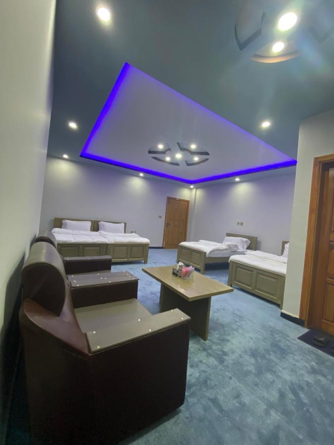 River Garden Hotel And Resort Naran Eksteriør billede