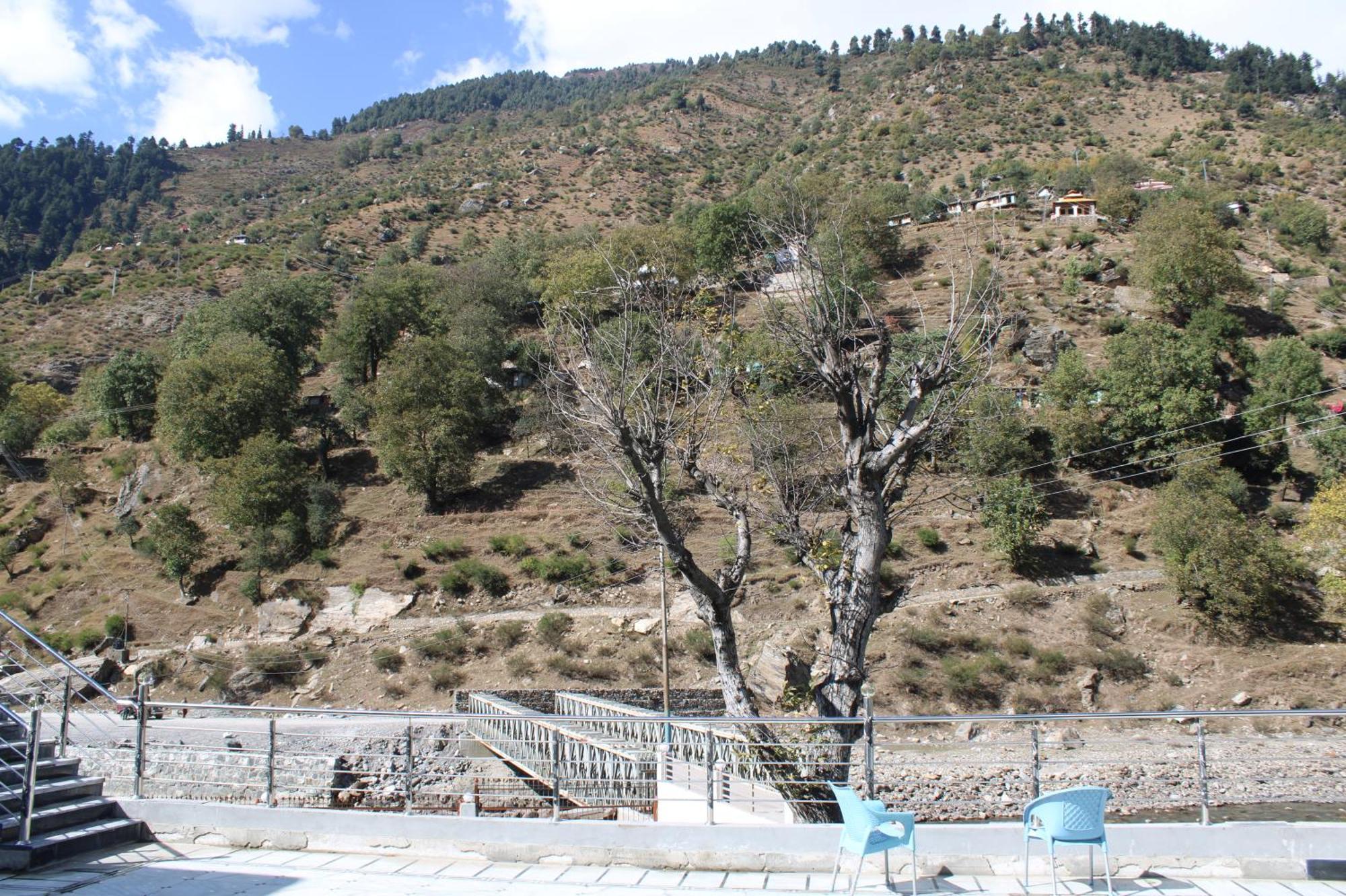 River Garden Hotel And Resort Naran Eksteriør billede
